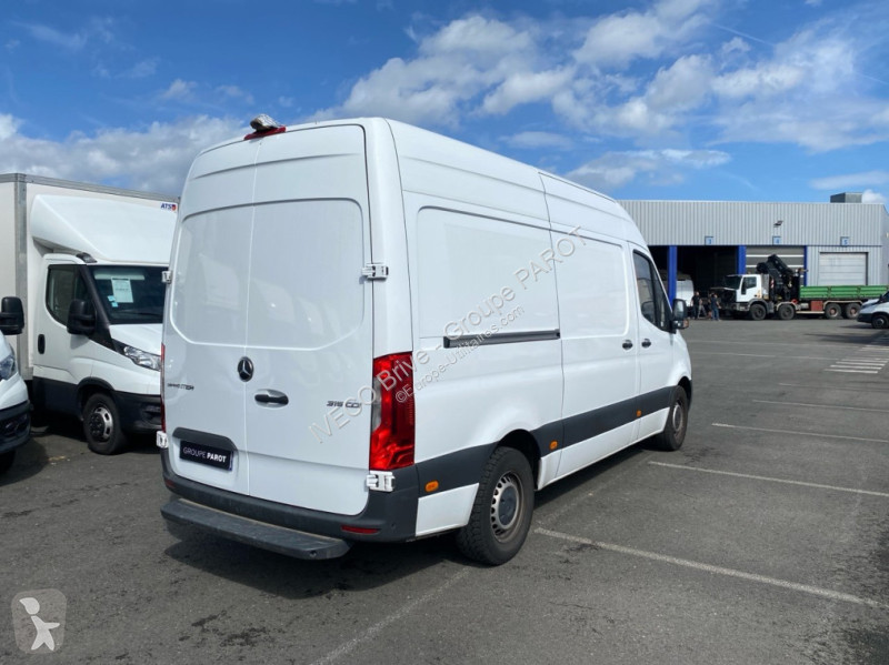 Véhicule utilitaire Mercedes 315 CDI 37 3T5...