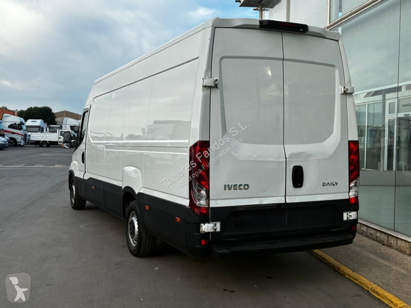 Užitkové vozidlo Iveco  35S14 16m3