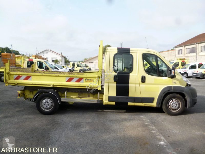 Véhicule utilitaire Fiat DUCATO
