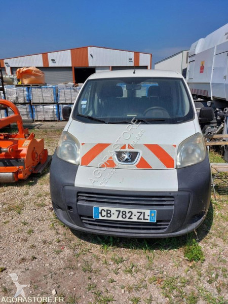 Véhicule utilitaire Peugeot BIPPER