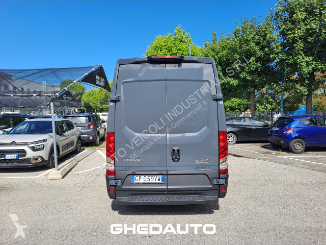 Autoutilitară Iveco Daily