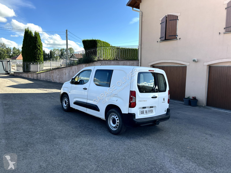 Furgoneta Peugeot 1.6 Bluehdi 100 Premium