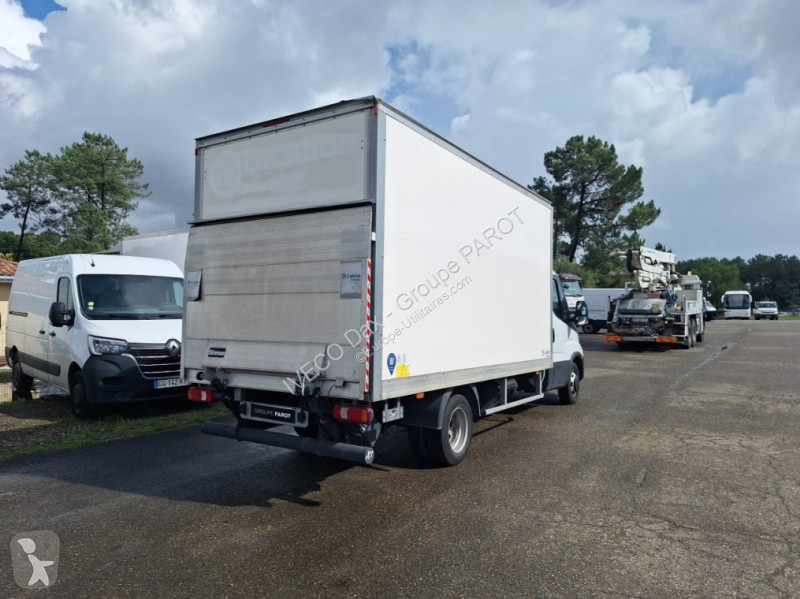 Užitkové vozidlo Iveco 35C16H3.0 empattement 4100