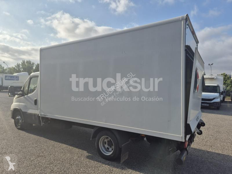Veicolo commerciale Iveco  DAILY 35C16H