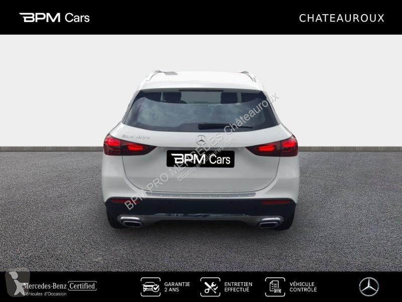 Veículo utilitário Mercedes GLA 180 d 116ch...