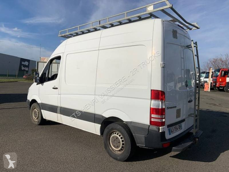 Véhicule utilitaire Mercedes