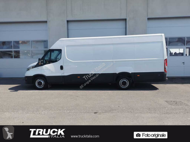 Furgoneta Iveco V
