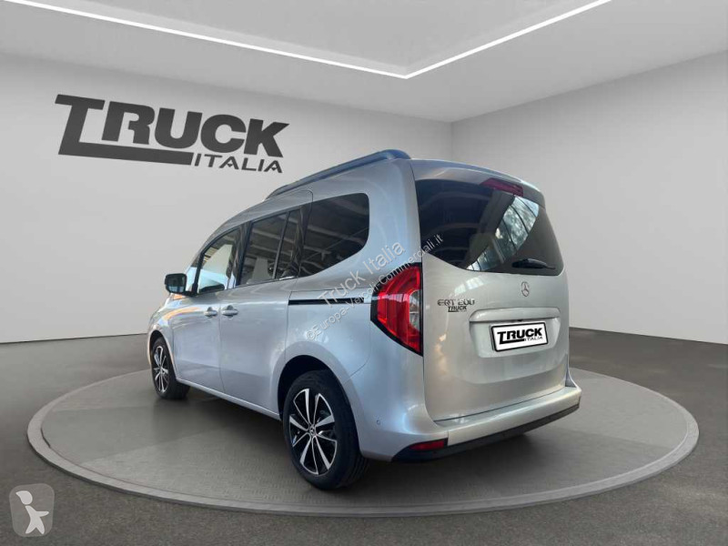 عربة نفعية Mercedes EQT - EQT 200