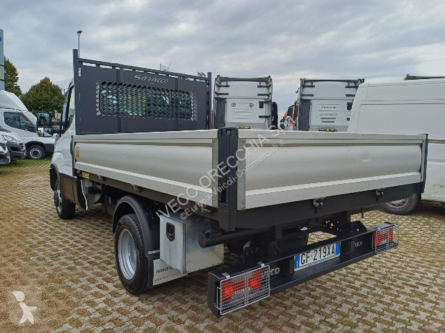 Furgoneta Iveco DAILY 35C14