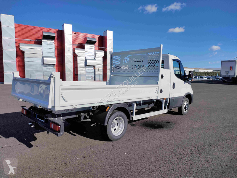 Véhicule utilitaire Iveco RJ COFFRES 160 CV 3,5 T