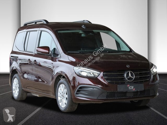Veicolo commerciale Mercedes T 180...