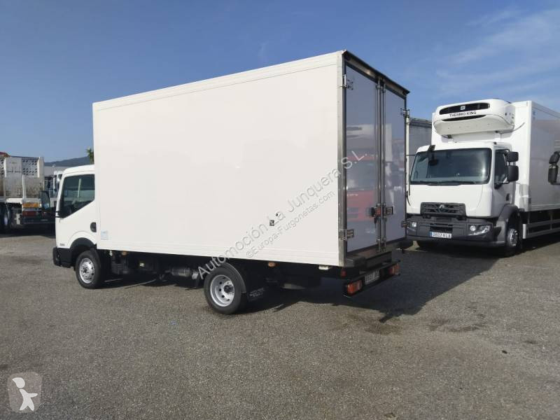 Nissan  Transporter