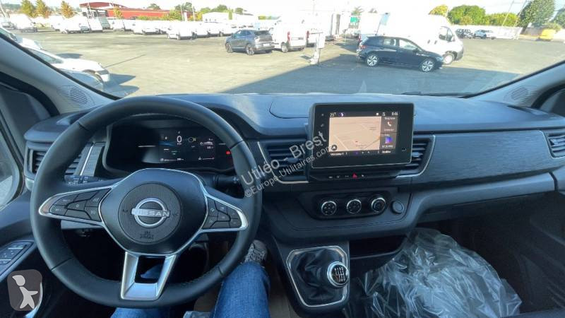 Samochód dostawczy Nissan