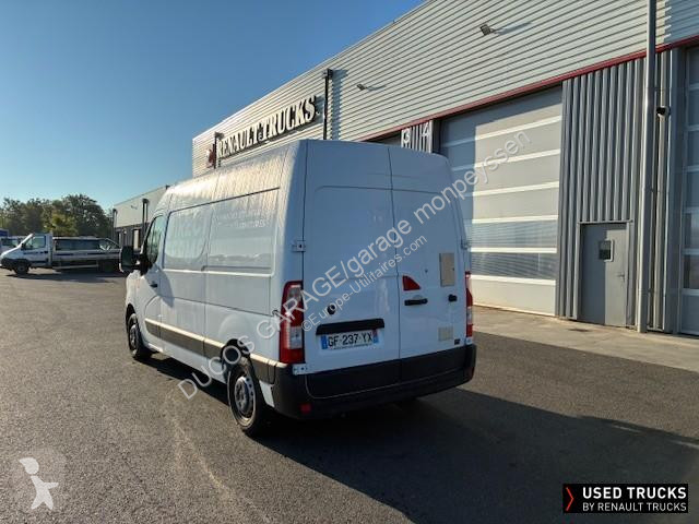 Samochód dostawczy Renault