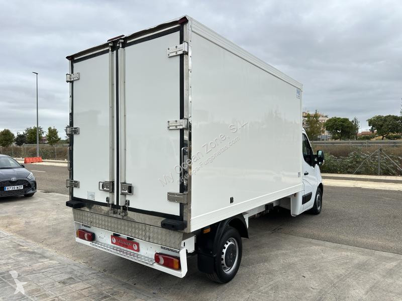 عربة نفعية Renault 2.3 DCI 150