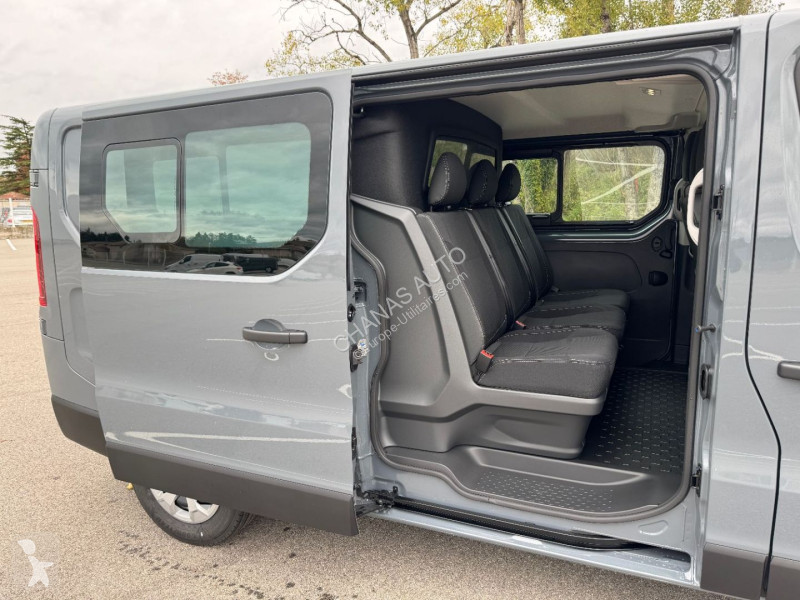 Véhicule utilitaire Renault CA L2H1 3T BLUE DCI...
