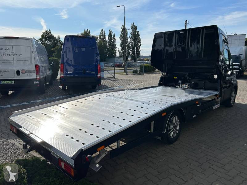 عربة نفعية Iveco