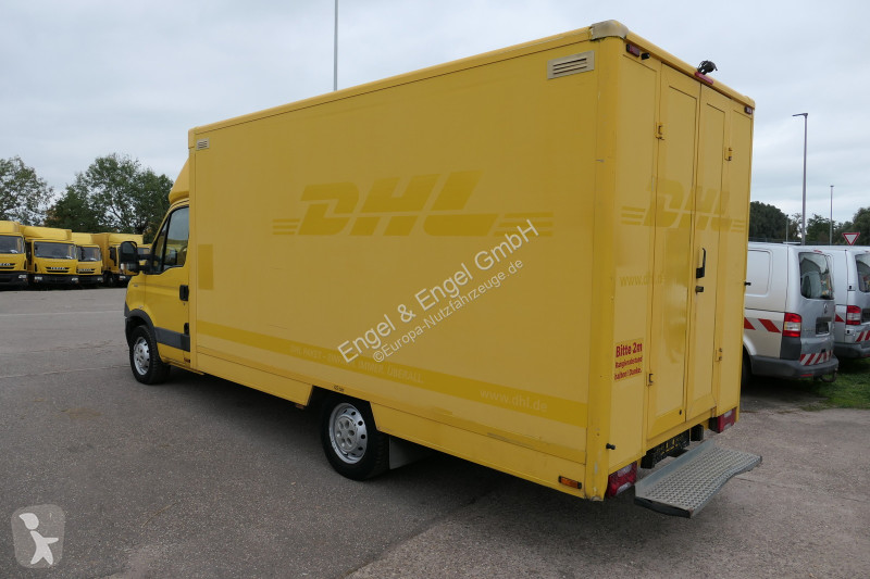 Iveco Daily 35 S11 C30C AUTOMATIK KAMERA Regale...