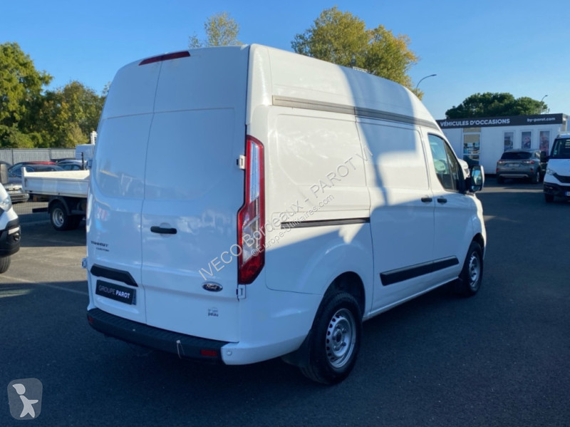 Véhicule utilitaire Ford 300 L2H2 2.0 EcoBlue...