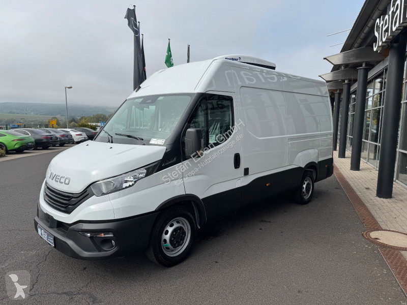 عربة نفعية Iveco 35S16 A8...