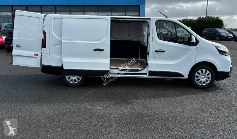 Samochód dostawczy Nissan
