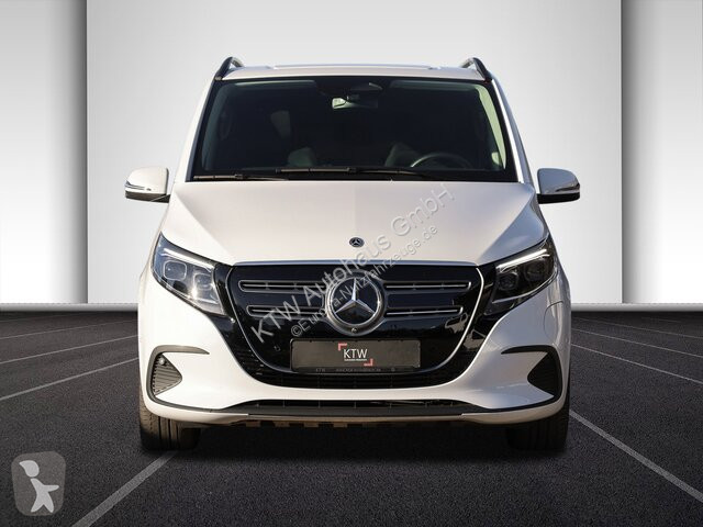 Véhicule utilitaire Mercedes EQV 300...