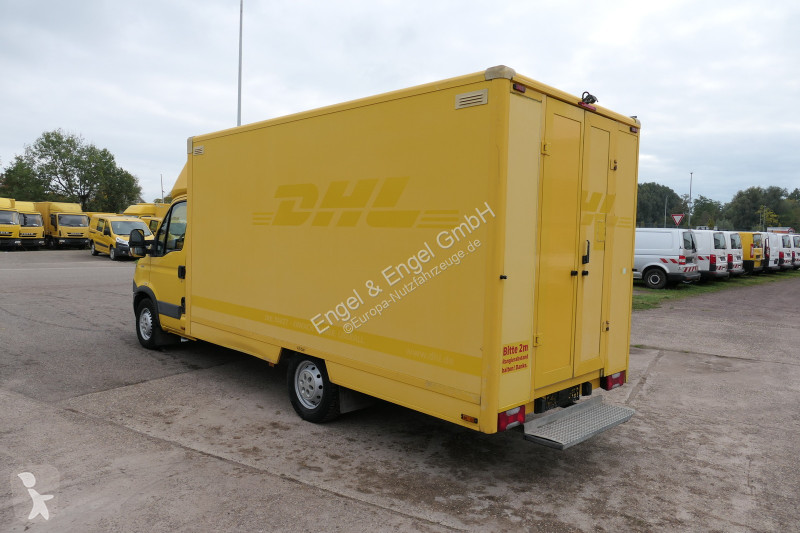 Véhicule utilitaire Iveco Daily 35 S11 C30C...