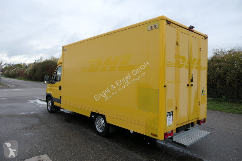 Véhicule utilitaire Iveco Daily 35 S11 C30C...