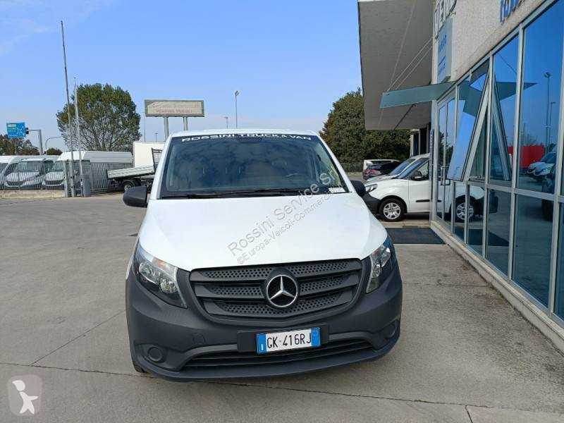 Véhicule utilitaire Mercedes