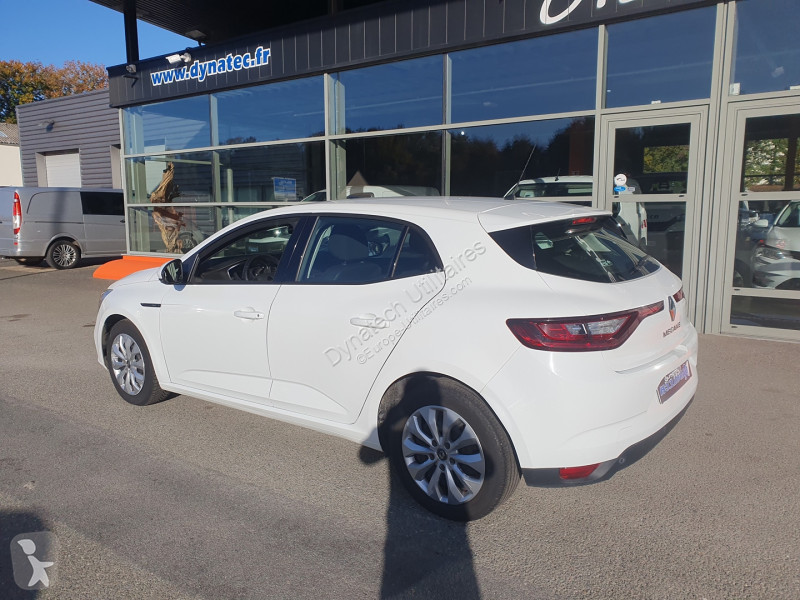 Véhicule utilitaire Renault MEGANE IV STE 1.5...