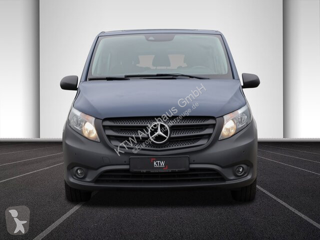 Véhicule utilitaire Mercedes Vito 114...