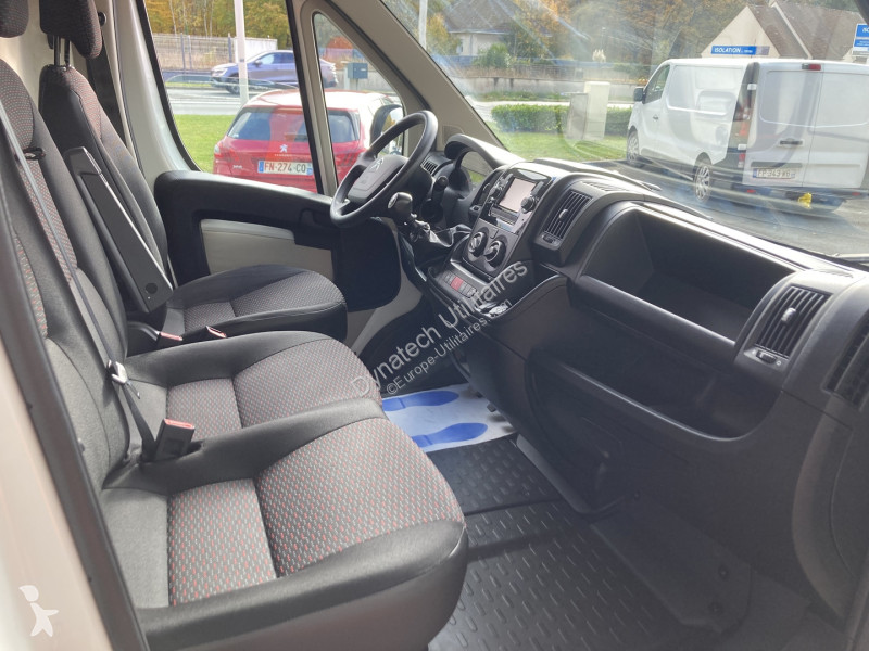 Furgoneta Citroën JUMPER FG 30 L2H2 2.2 BLUEHDI...