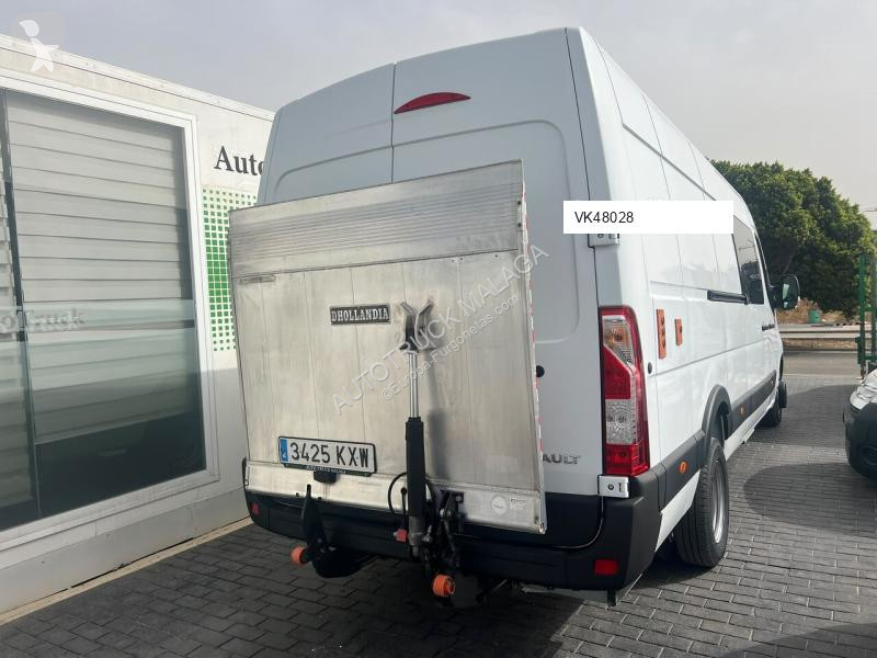 Furgoneta Renault MASTER CARGA CON PLATAFORMA...