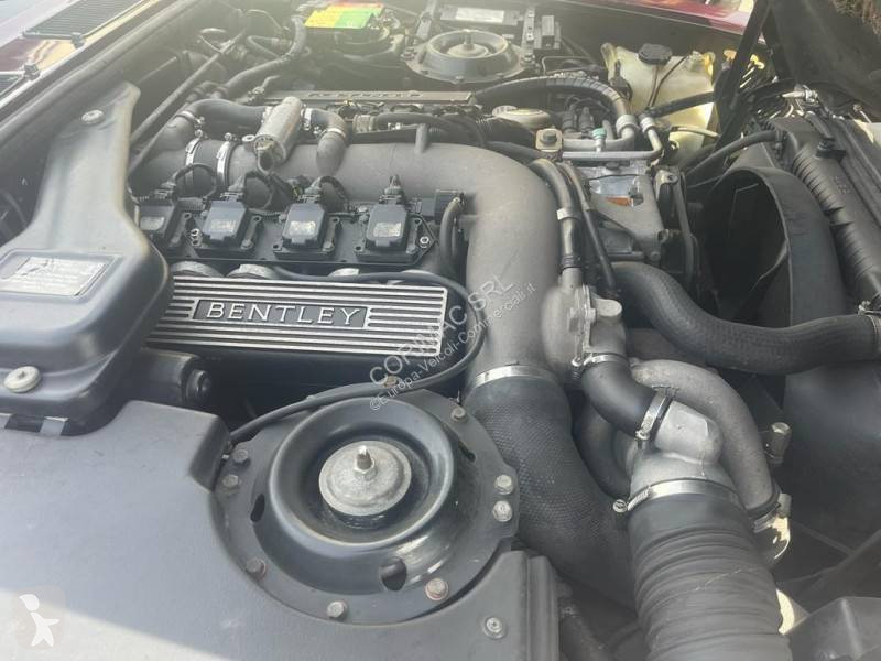 Samochód dostawczy Bentley