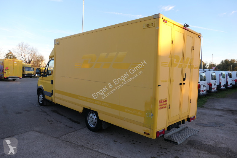 Iveco Daily 35 S11 C30C AUTOMATIK KAMERA Regale...