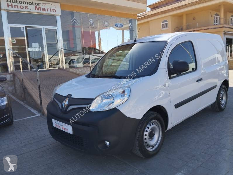عربة نفعية Renault