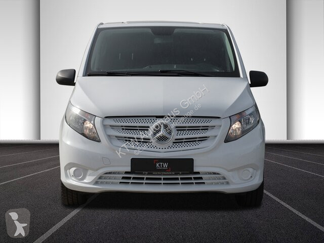 عربة نفعية Mercedes Vito 114...