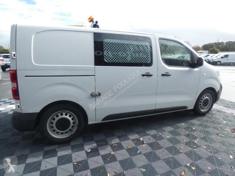 Véhicule utilitaire Peugeot FGN STANDARD 1.5...