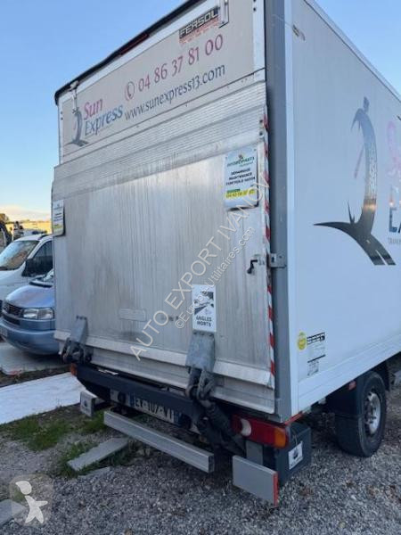 Véhicule utilitaire Renault  MASTER DCI 145...