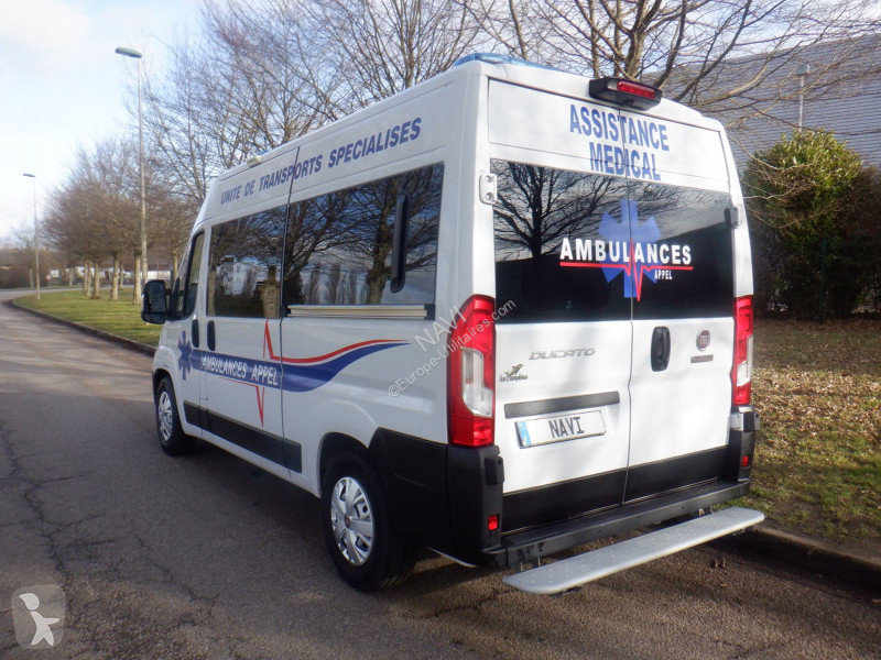 Furgoneta Fiat DUCATO AMBULANCE LES DAUPHINS...