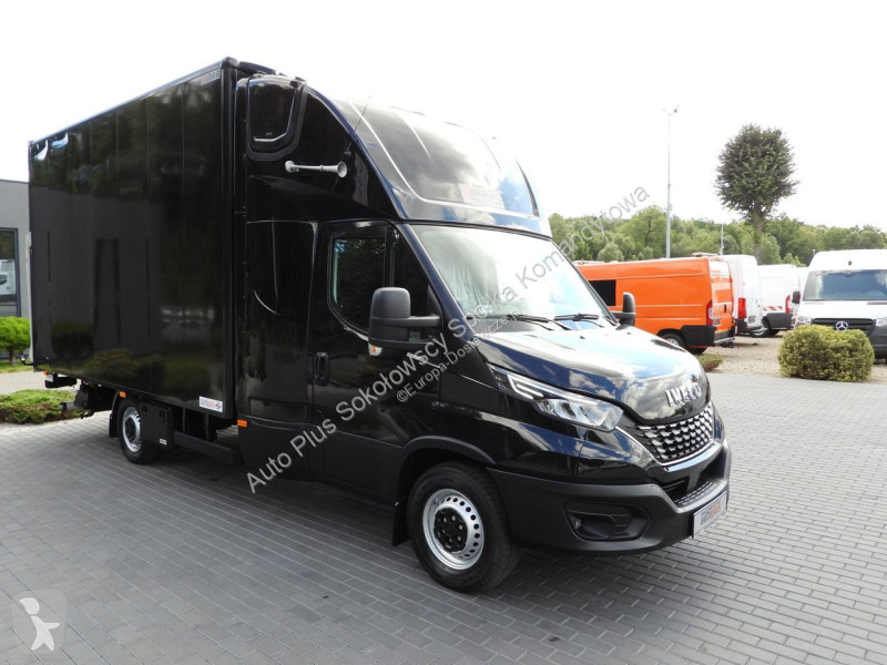 Furgoneta Iveco 35S18 DAILY