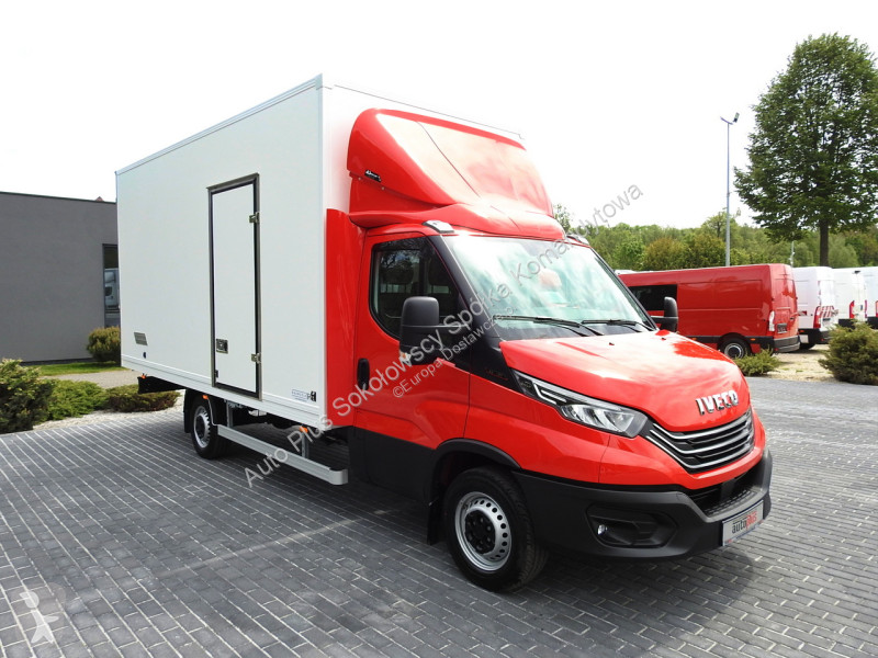 Samochód dostawczy Iveco 35S18 DAILY
