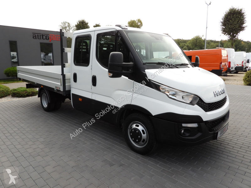 Véhicule utilitaire Iveco 35C17 DAILY
