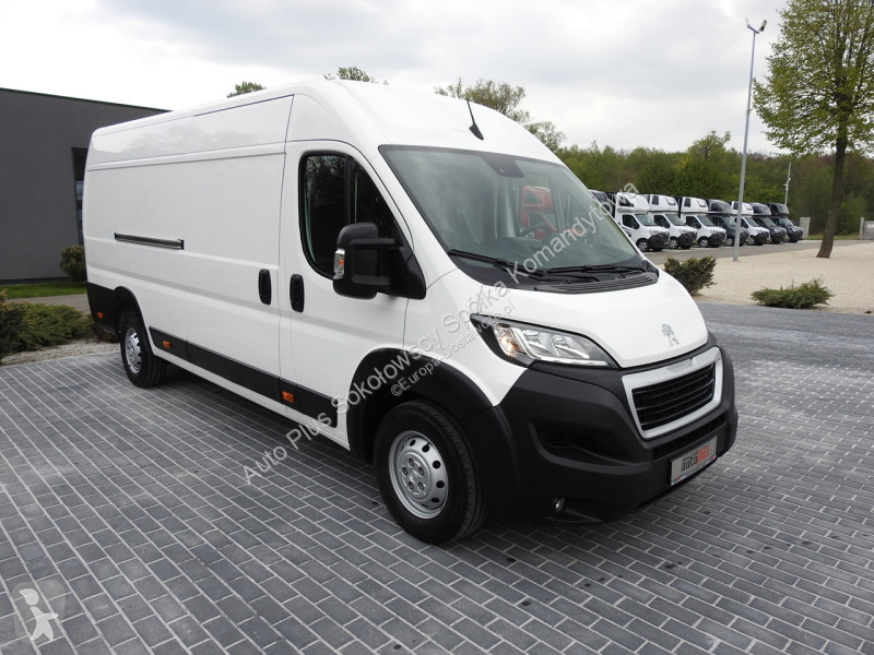 Samochód dostawczy Peugeot  BOXER