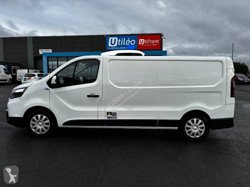 Véhicule utilitaire Nissan