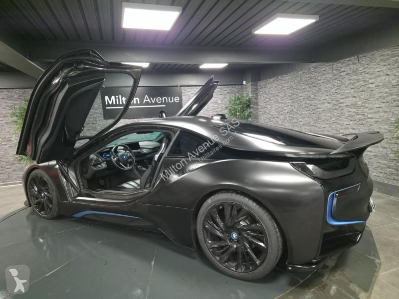 Samochód dostawczy BMW i8 Coupé Pure Impulse...