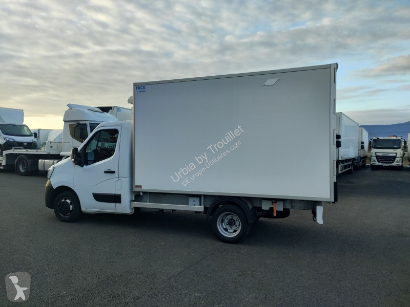 Véhicule utilitaire Renault FRIGO 12M3 165 CV...
