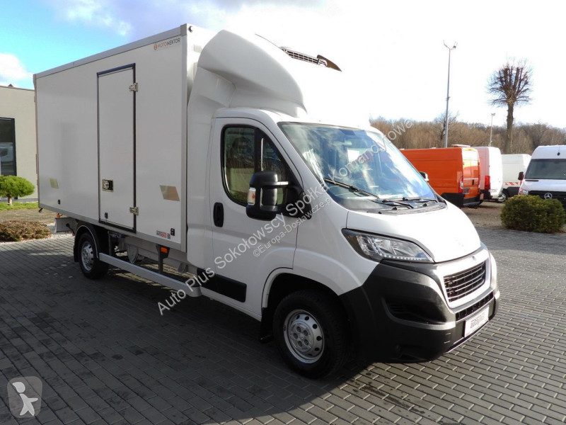 Samochód dostawczy Peugeot  BOXER