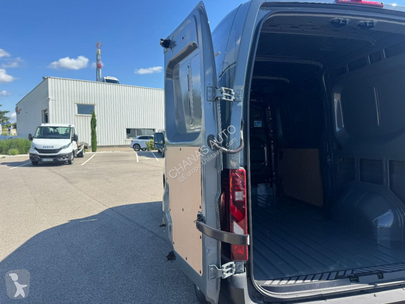 Furgoneta Renault BLUE DCI 150