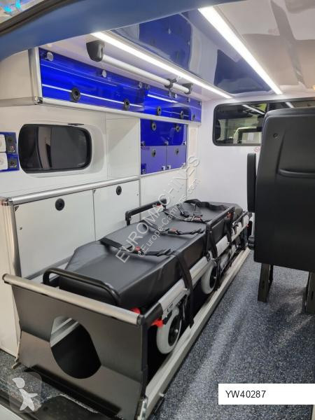 عربة نفعية Renault TRAFIC
